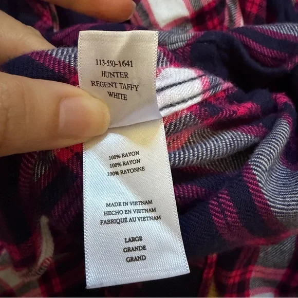 Rails Hunter Plaid Flannel Button Down Shirt Women’s Large Navy‎ Pink Rayon - Picture 9 of 11